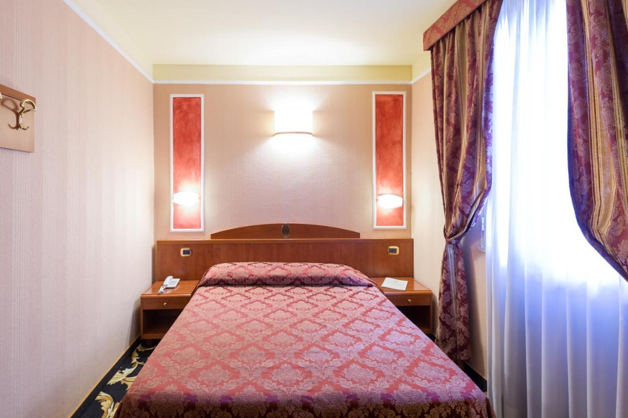 Boutique Hotel Puccini Монтекатини-Терме Экстерьер фото